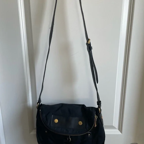 Marc Jacobs Black Crossbody Bag with Gold Hardware - Picture 1 of 12